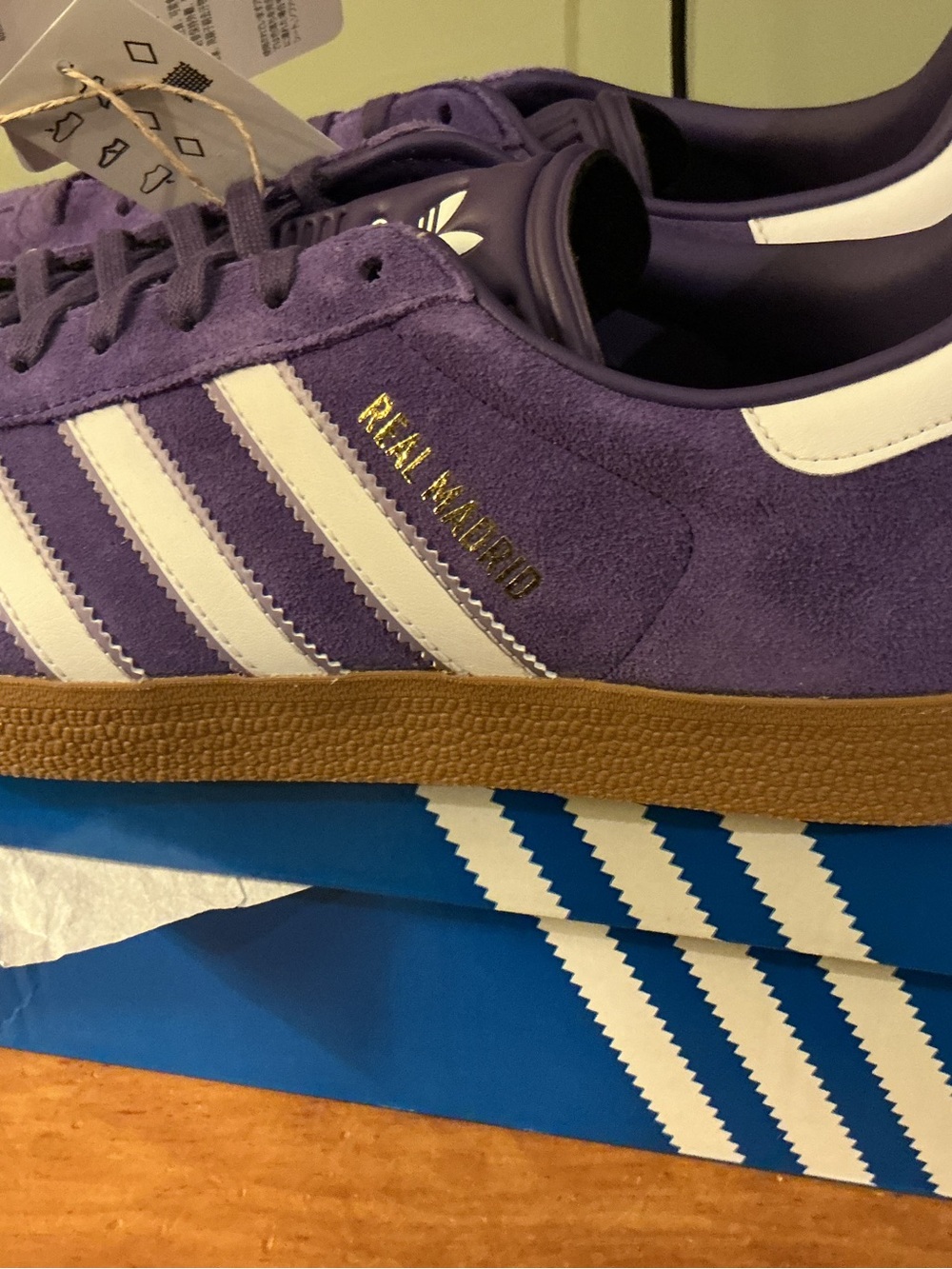adidas Men’s Purple Suede Sneakers with White Stripes JS3041 Madrid indoor shoe. - Picture 4 of 9